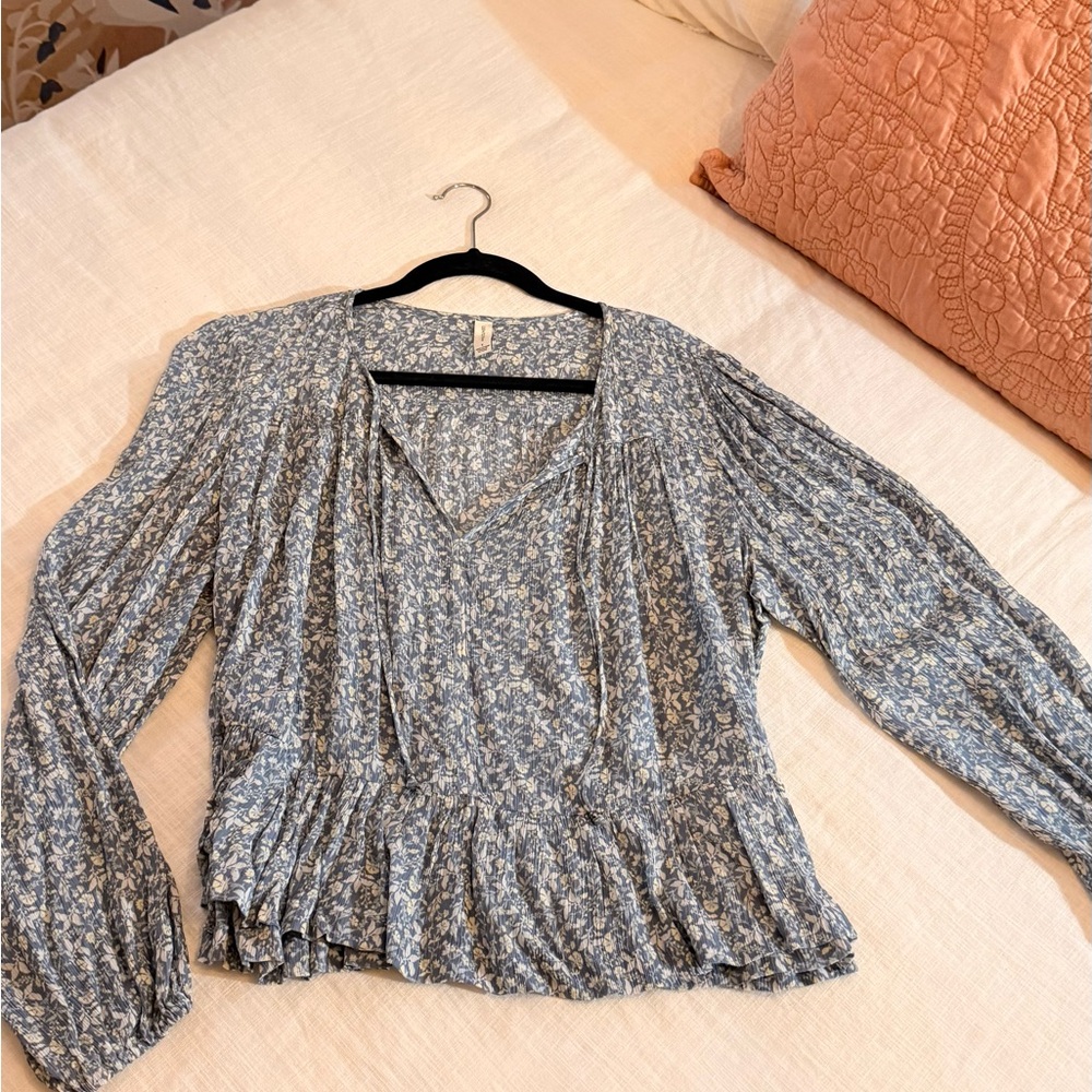 Gentle Fawn Blue Floral Peplum Blouse